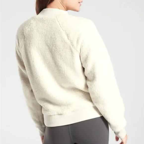 Athleta S Asana Sherpa Sweatshirt Size S Natural Relaxed Cozy - Picture 9 of 9